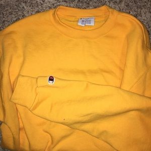 Yellow champion hoodie 💛💛💛